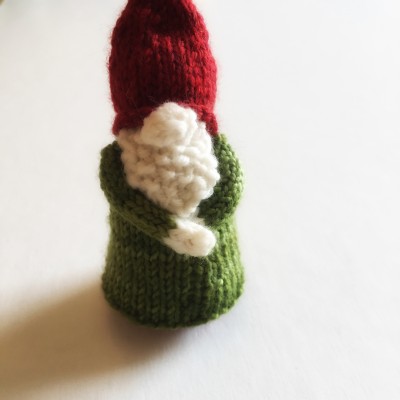 cranky knitted gnome